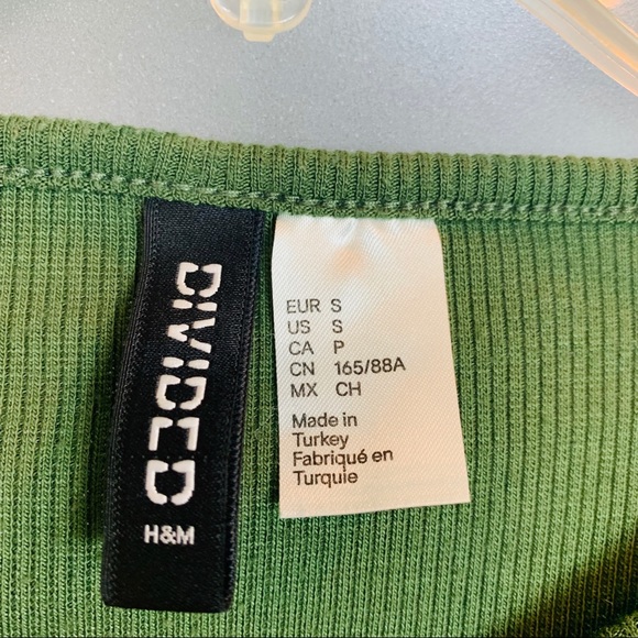 Divided | Ribbed Long Sleeve Crop Top S - Picture 7 of 8